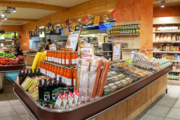 Les halles paul Bocuse magasin