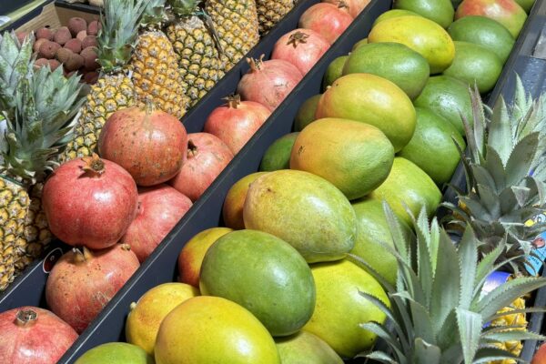 Fruits exotiques cerise et potiron