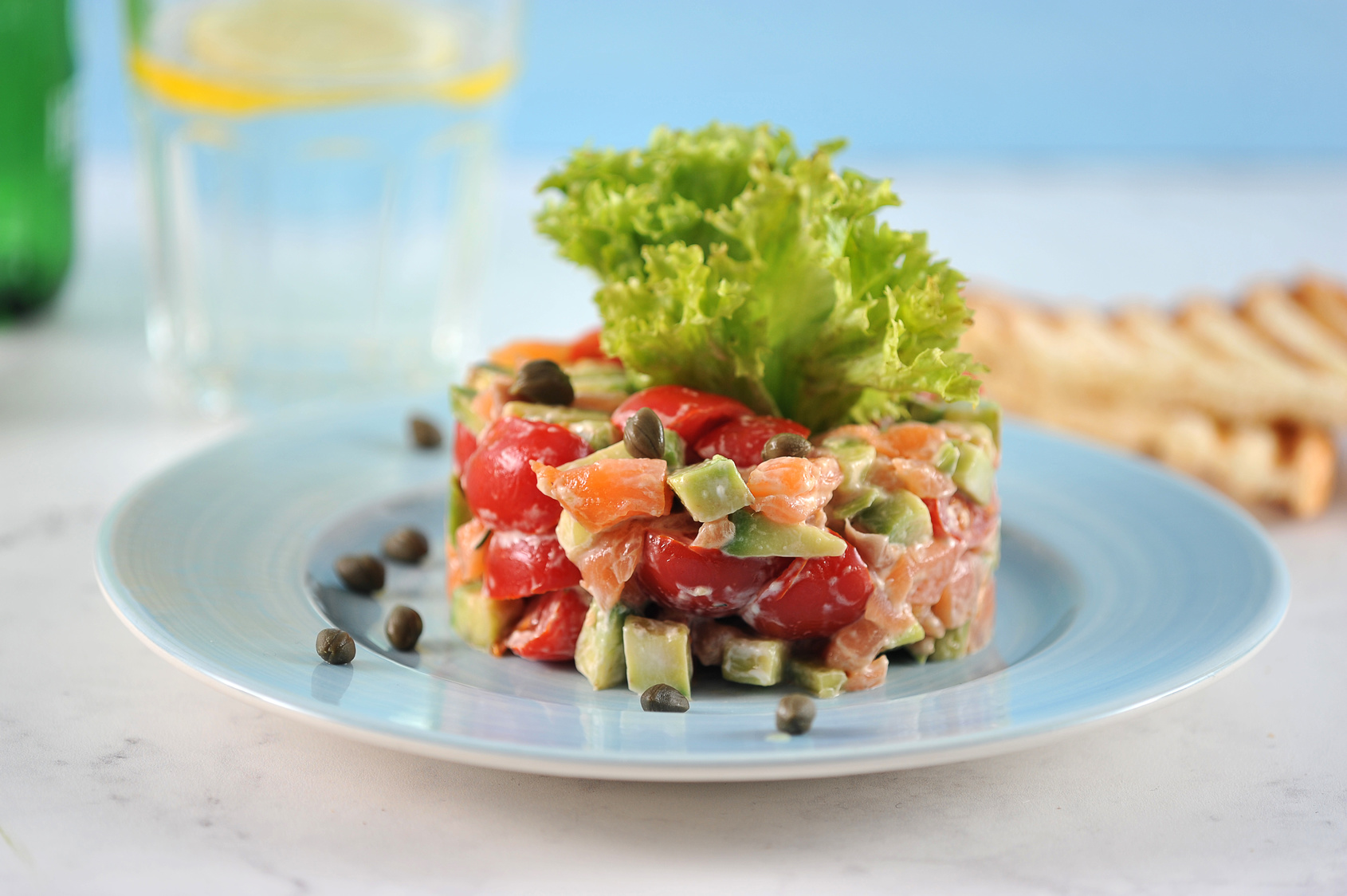 Tartare de saumon, avocat et tomate Marnero